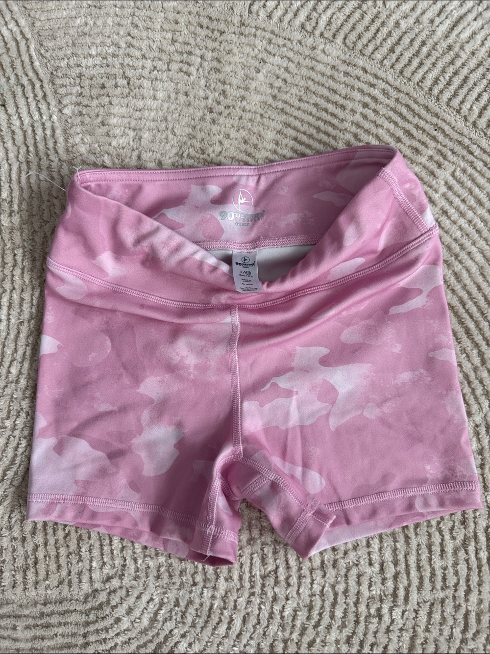 90 Degree By Reflex Pink Camo Girls' Performance Shorts